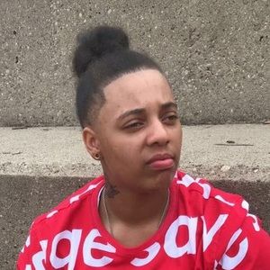 Meet your Posher, Lynnette